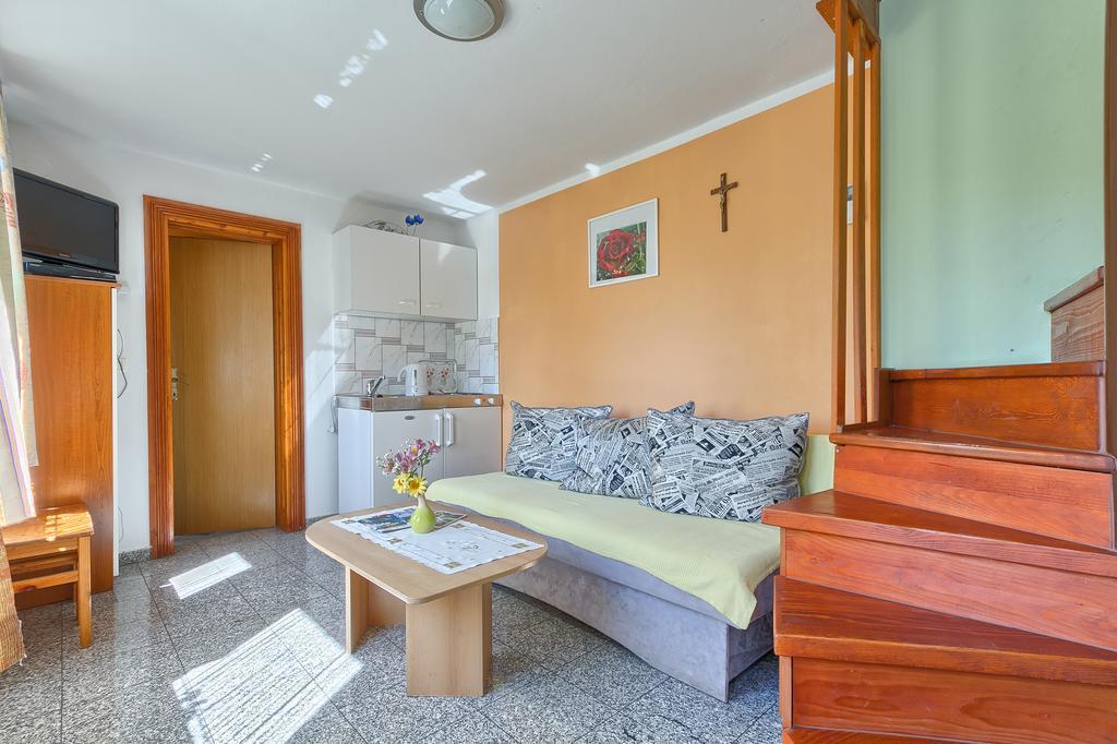 Apartments Ljiljana Пула Экстерьер фото