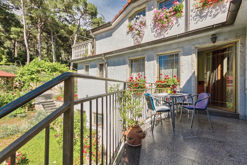 Apartments Ljiljana Пула Экстерьер фото