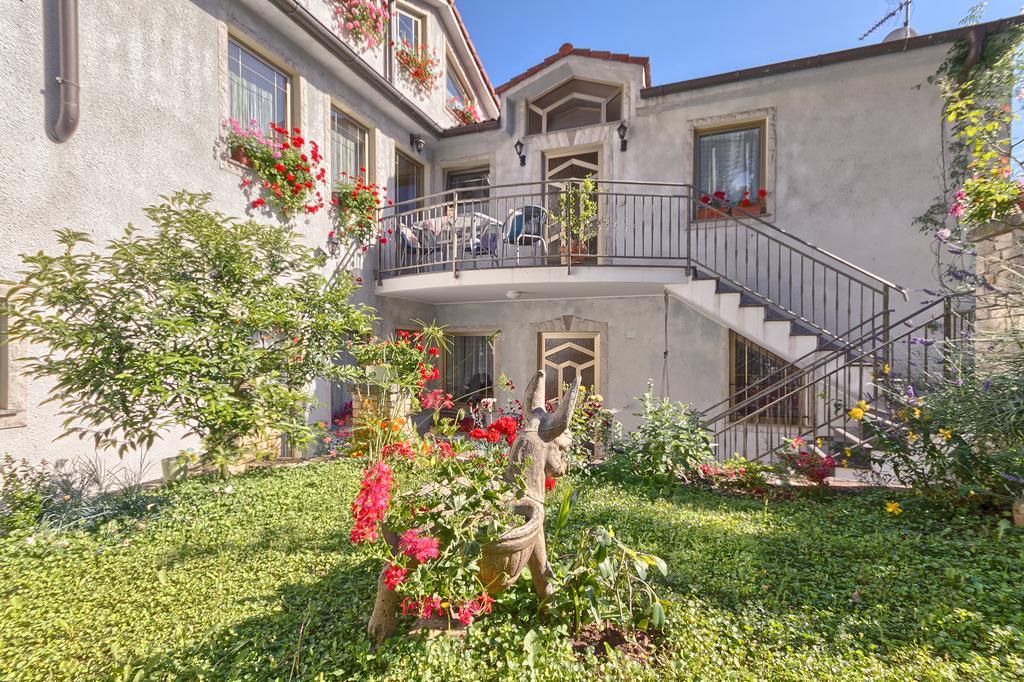 Apartments Ljiljana Пула Экстерьер фото